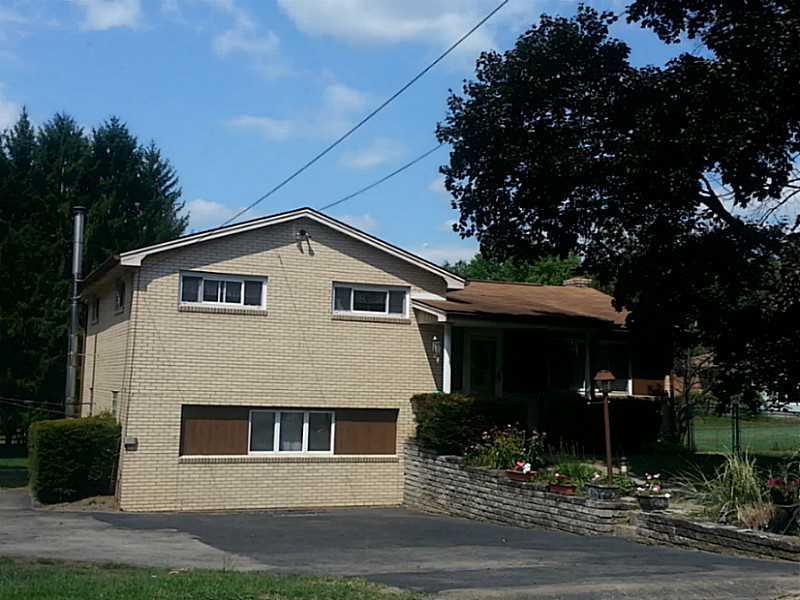 1040 Robbins Station Road North Huntingdon, PA 15642 - Photo 2 of 25 Exterior Front.