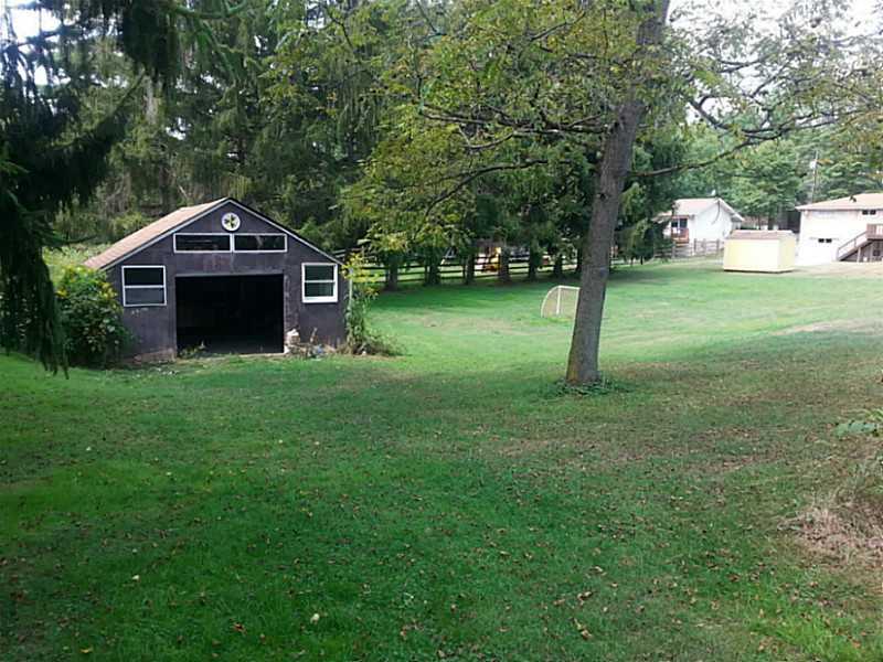 1040 Robbins Station Road North Huntingdon, PA 15642 - Photo 22 of 25 Yard/Garden.