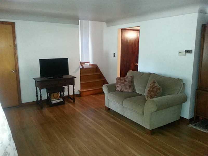 1040 Robbins Station Road North Huntingdon, PA 15642 - Photo 7 of 25 Living Room.