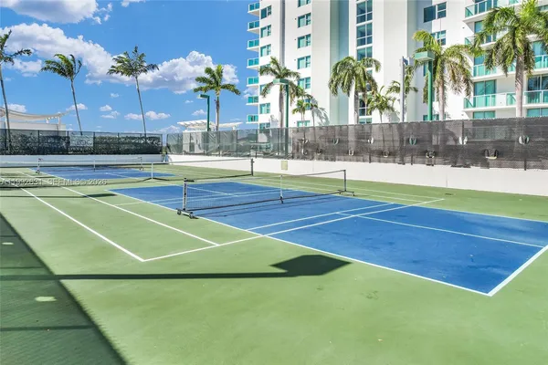 $3,100 | 2681 North Flamingo Road, Unit 1903S, Sunrise, FL 33323
