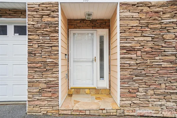 $599,950 | 116 Dalya Road, Swannanoa, NC 28778