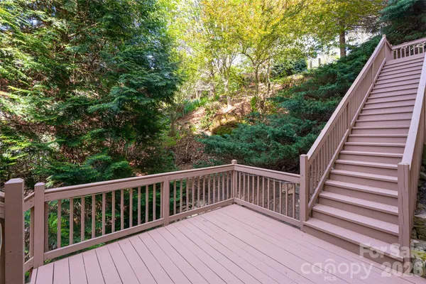 $599,950 | 116 Dalya Road, Swannanoa, NC 28778