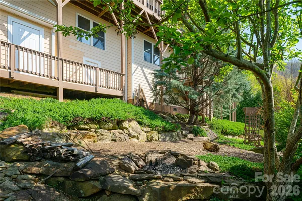 $599,950 | 116 Dalya Road, Swannanoa, NC 28778