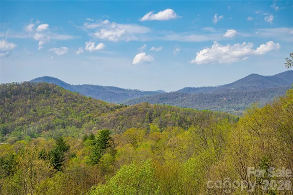 $599,950 | 116 Dalya Road, Swannanoa, NC 28778