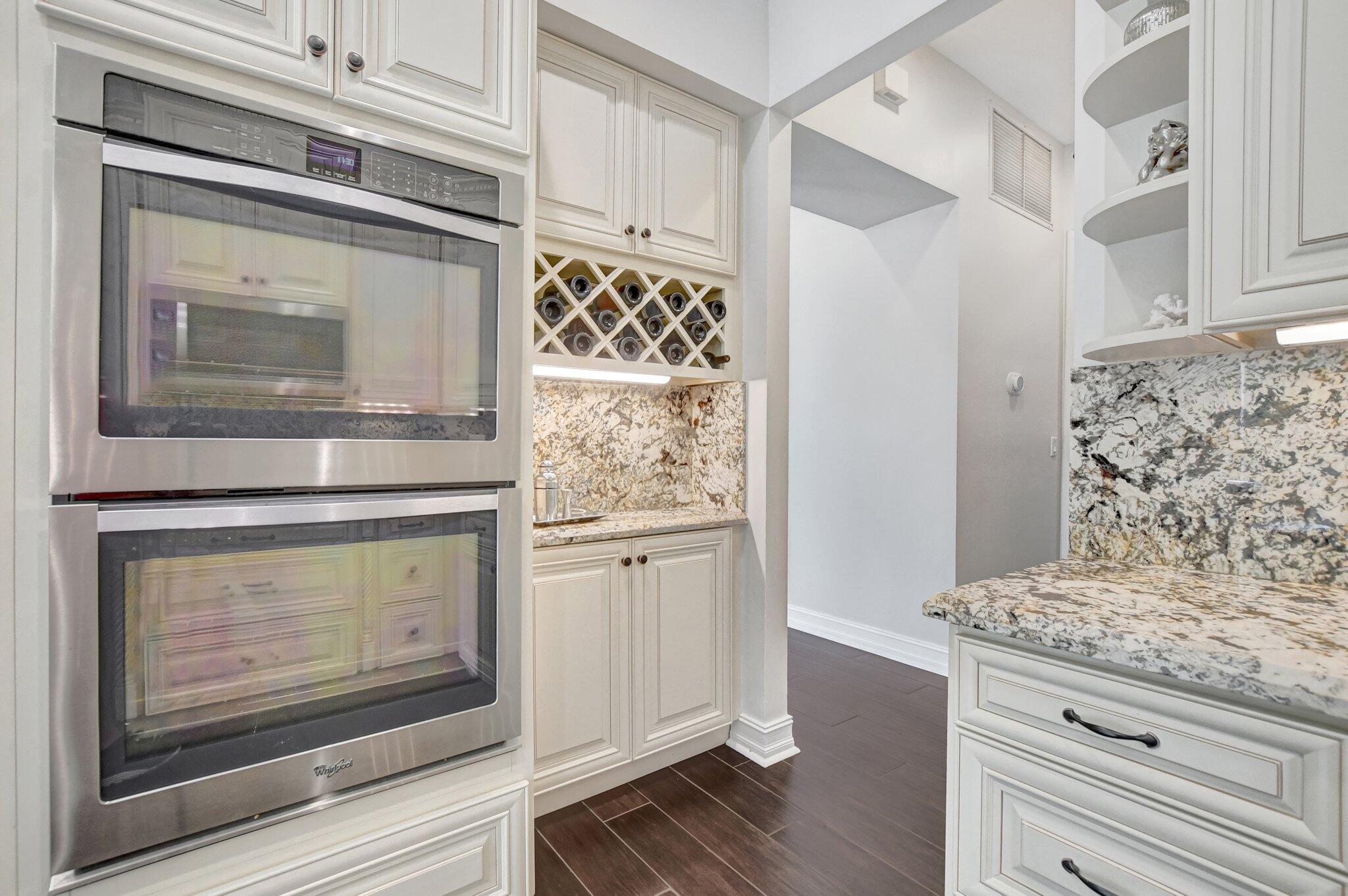 2530 Northwest 52nd Street Boca Raton, FL 33496 - Photo 21 of 67 Double wall Ovens