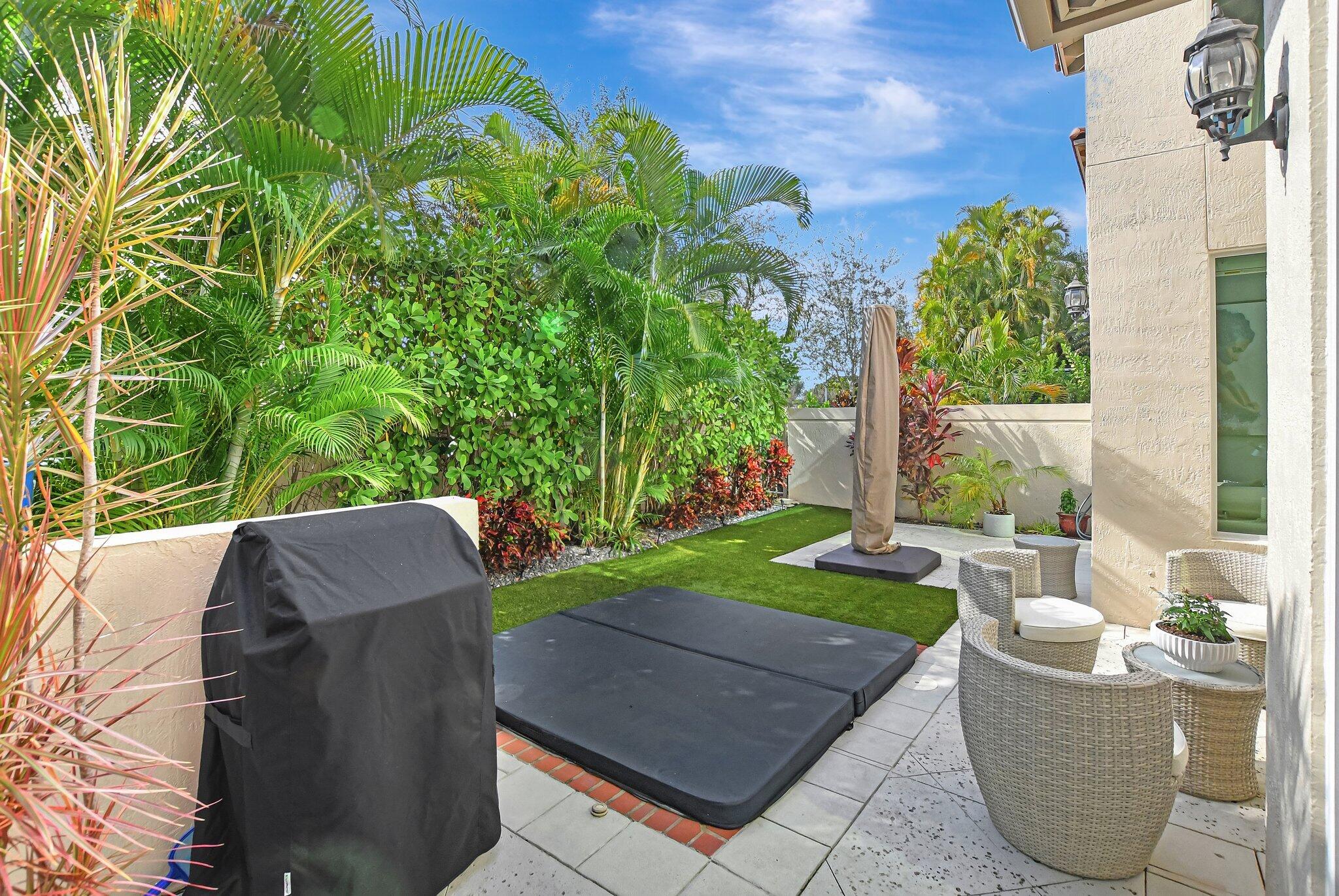 2530 Northwest 52nd Street Boca Raton, FL 33496 - Photo 48 of 67 Back yard hotrub closed view