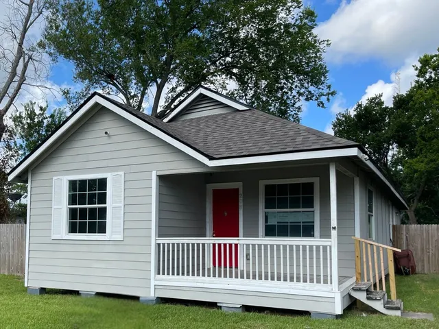 $159,900 | 208 South 7th Street, La Porte, TX 77571