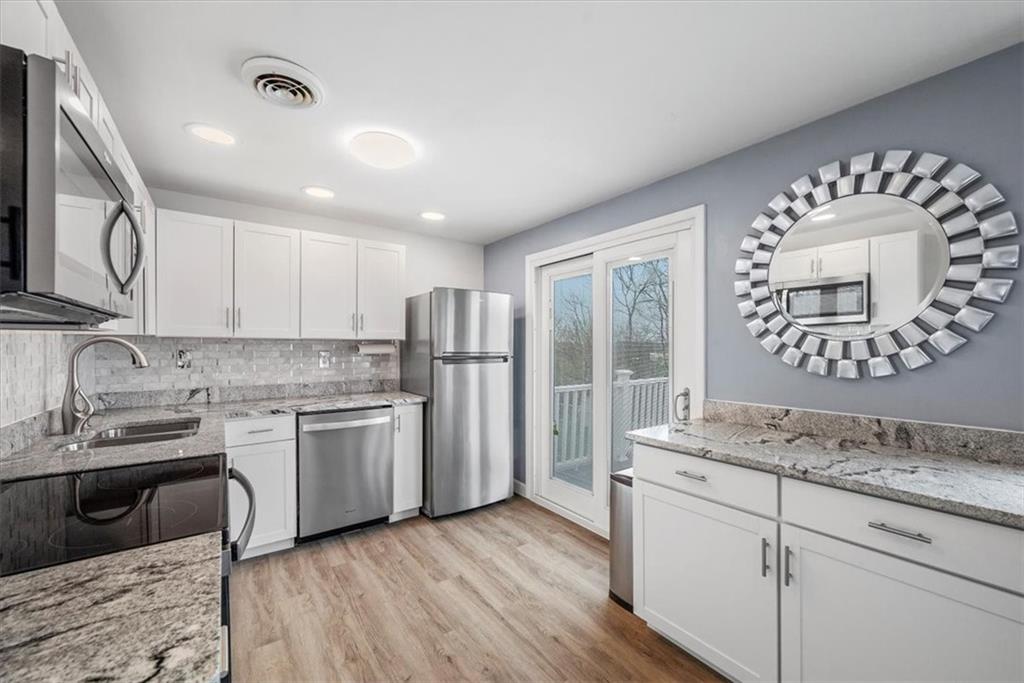 150 Parkedge Road Pittsburgh, PA 15220 - Photo 8 of 24 Gallery Image 8