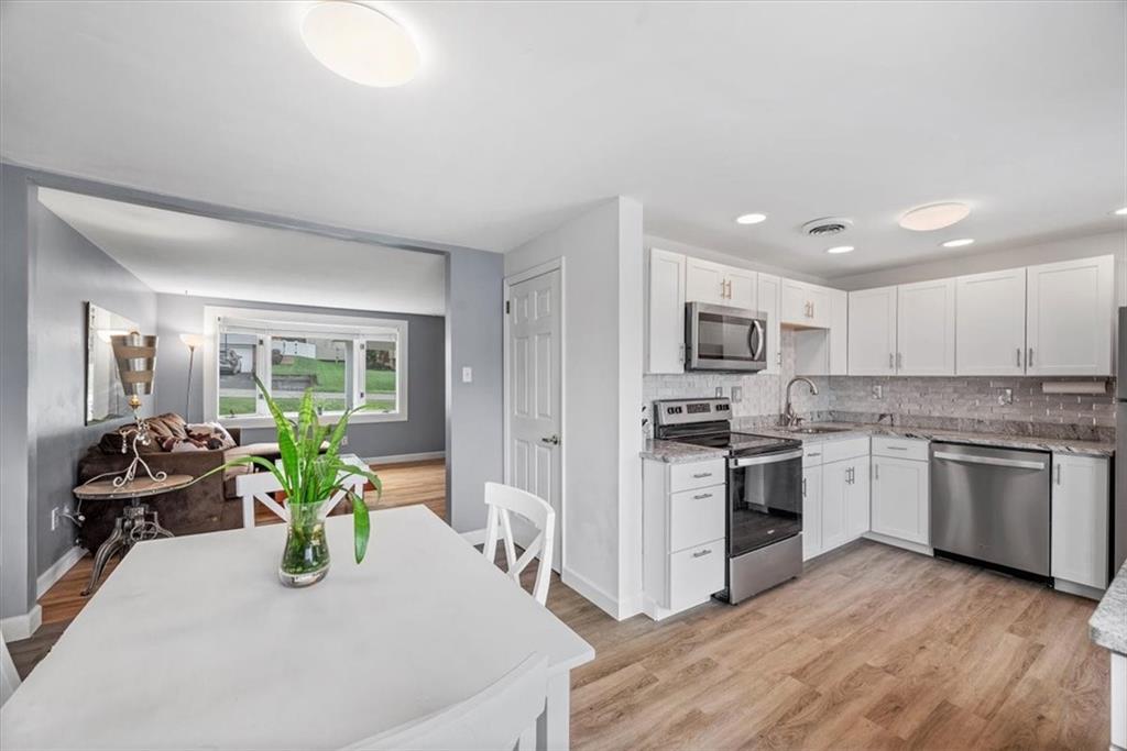 150 Parkedge Road Pittsburgh, PA 15220 - Photo 9 of 24 Gallery Image 9