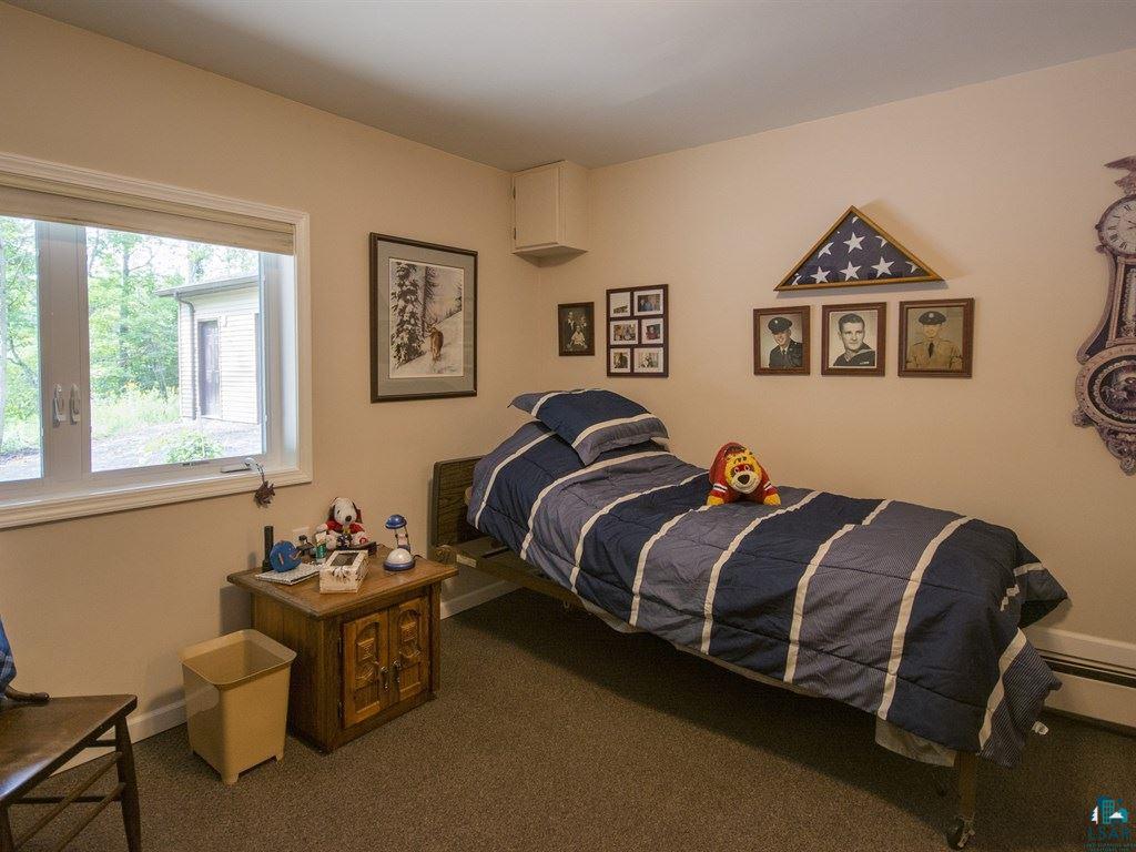 2001 MacFarlane Road Duluth, MN 55811 - Photo 21 of 24 Lower Level Bedroom