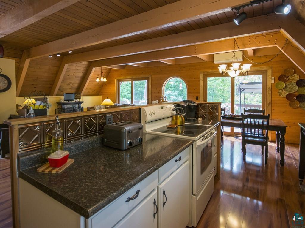 2001 MacFarlane Road Duluth, MN 55811 - Photo 5 of 24 Bar seating for 3-4