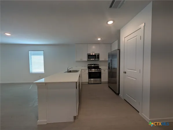 $1,795 | 2207 Allison Creek, Marion, TX 78124