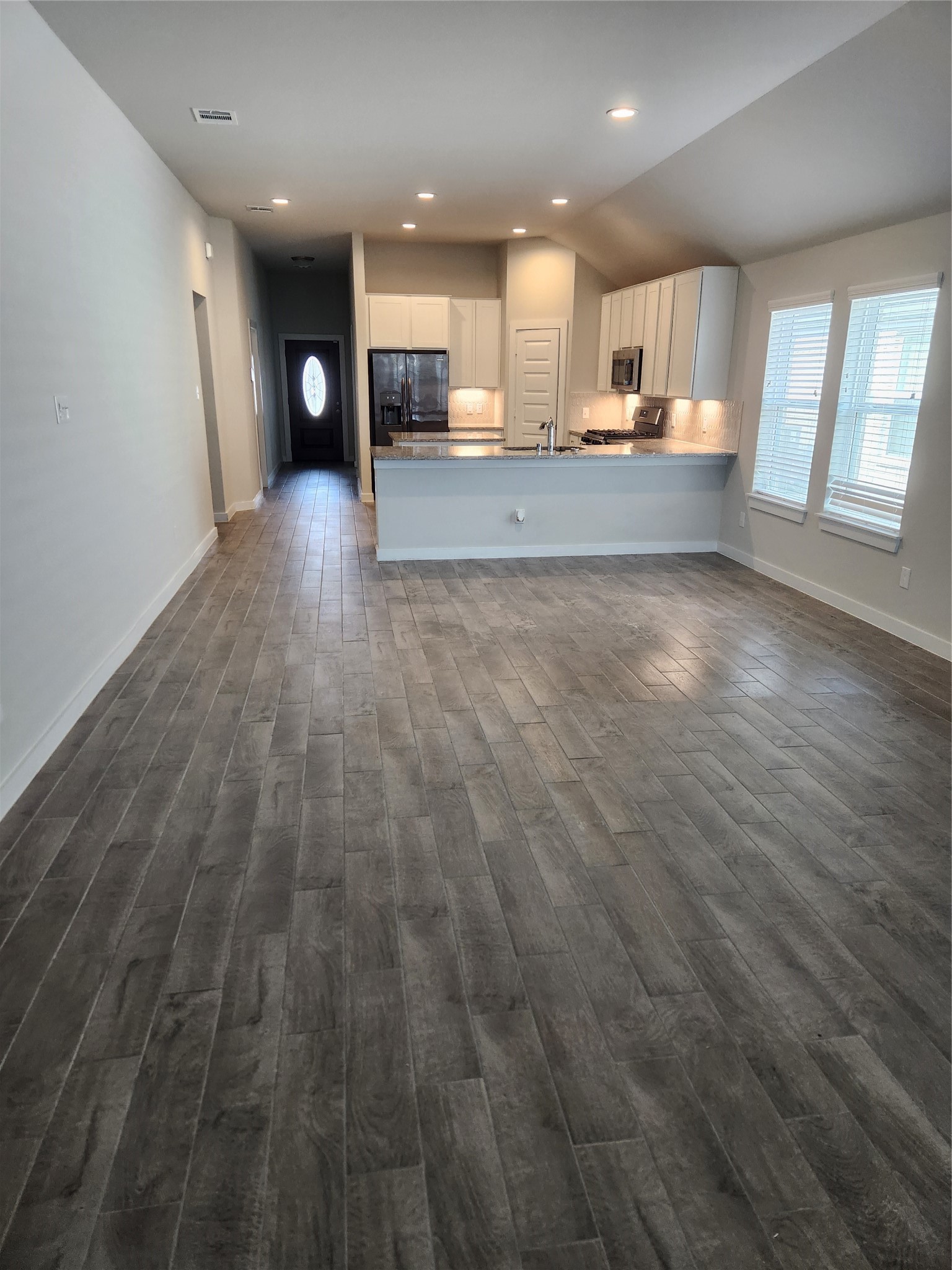4326 Wyanngate Drive Spring, TX 77373 - Photo 4 of 29 a view of kitchen and window