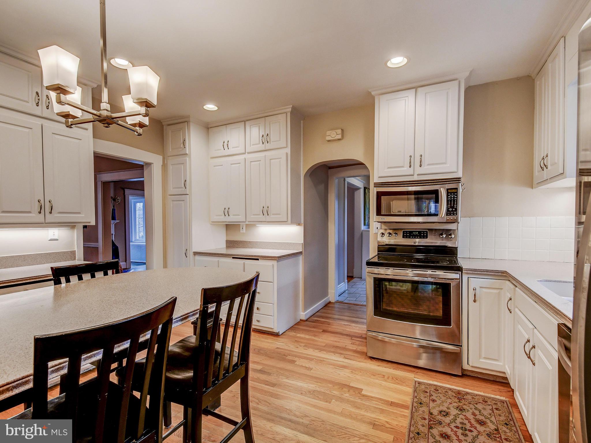 6415 Pinehurst Road Baltimore, MD 21212 - Photo 16 of 40