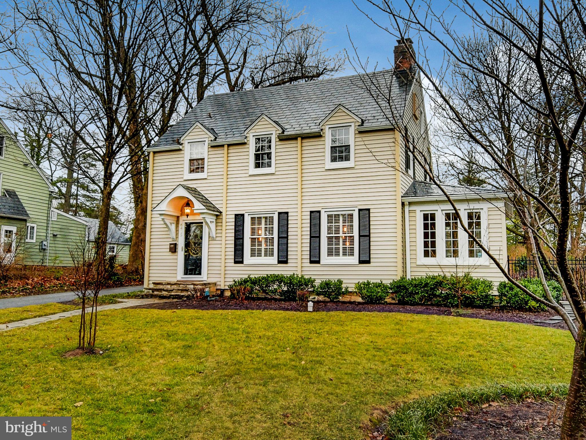 6415 Pinehurst Road Baltimore, MD 21212 - Photo 3 of 40