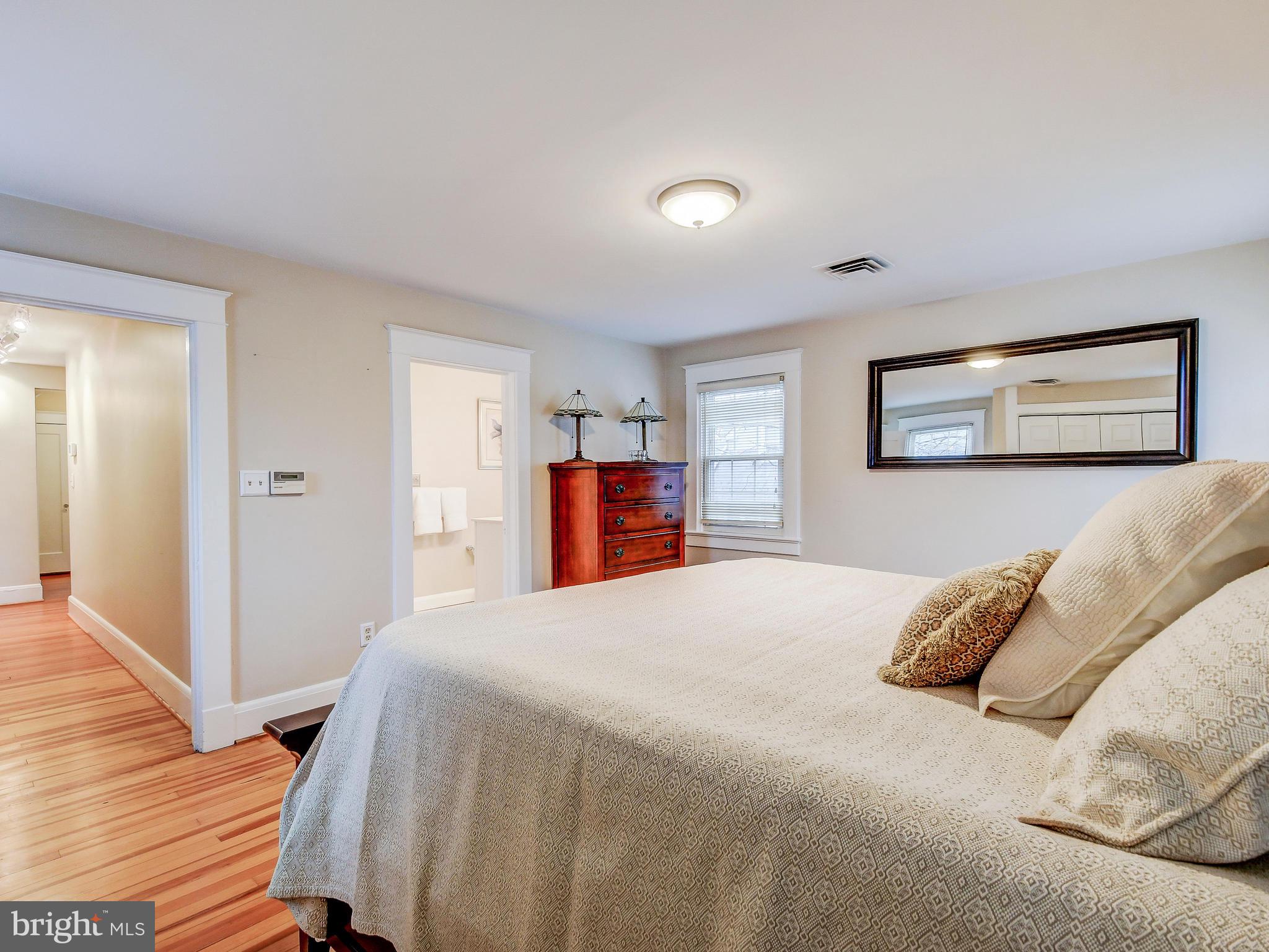 6415 Pinehurst Road Baltimore, MD 21212 - Photo 23 of 40