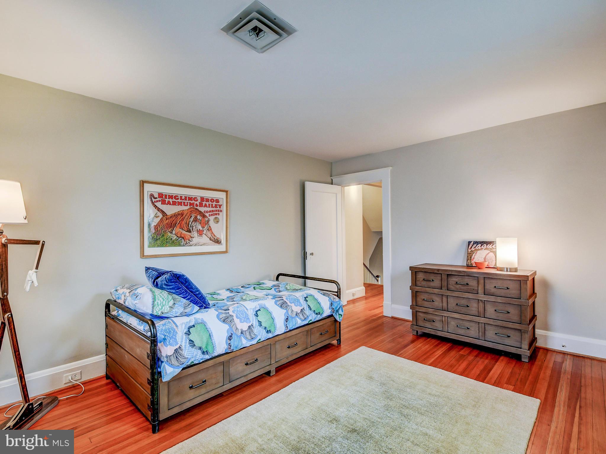 6415 Pinehurst Road Baltimore, MD 21212 - Photo 32 of 40