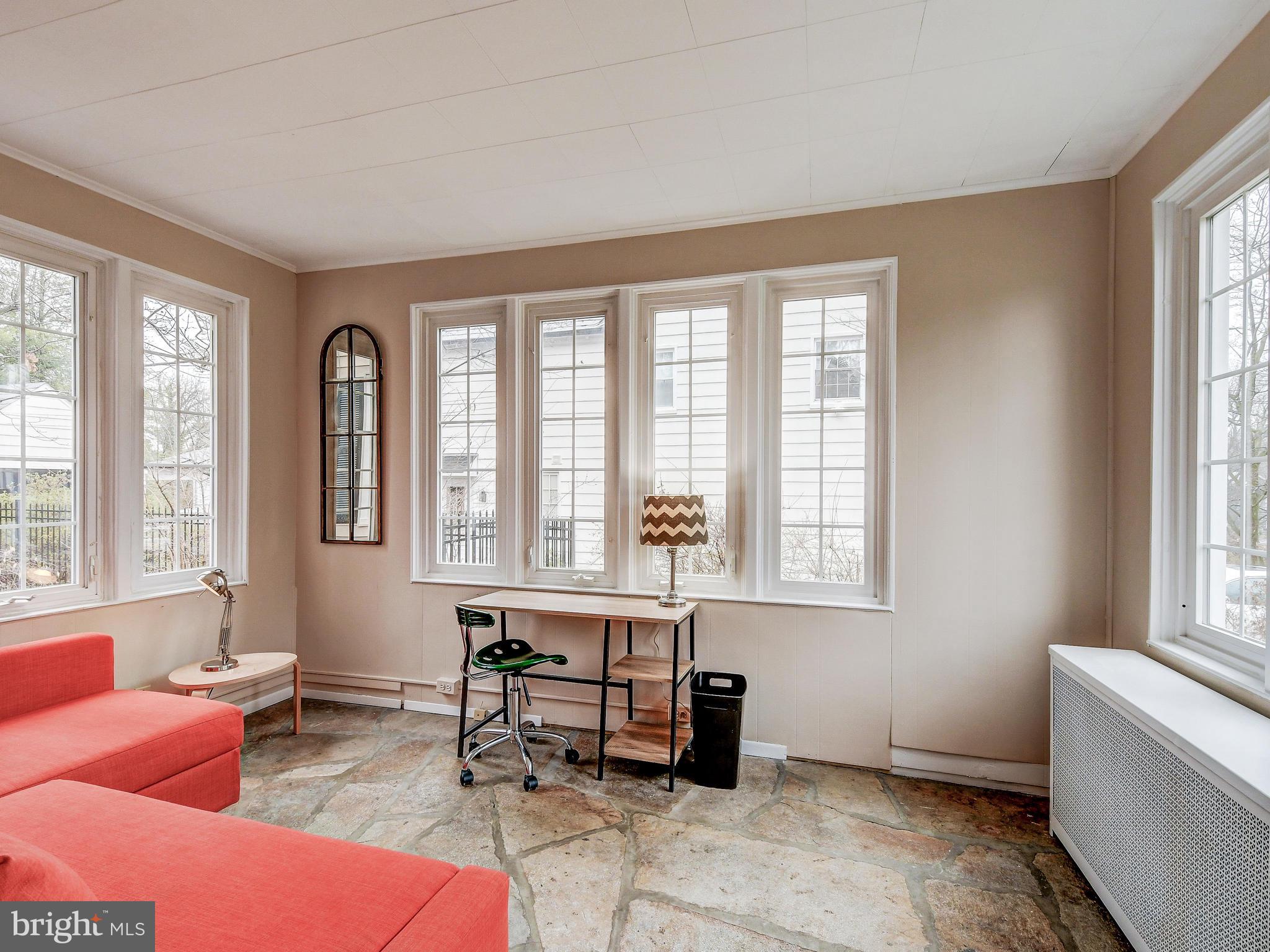 6415 Pinehurst Road Baltimore, MD 21212 - Photo 10 of 40