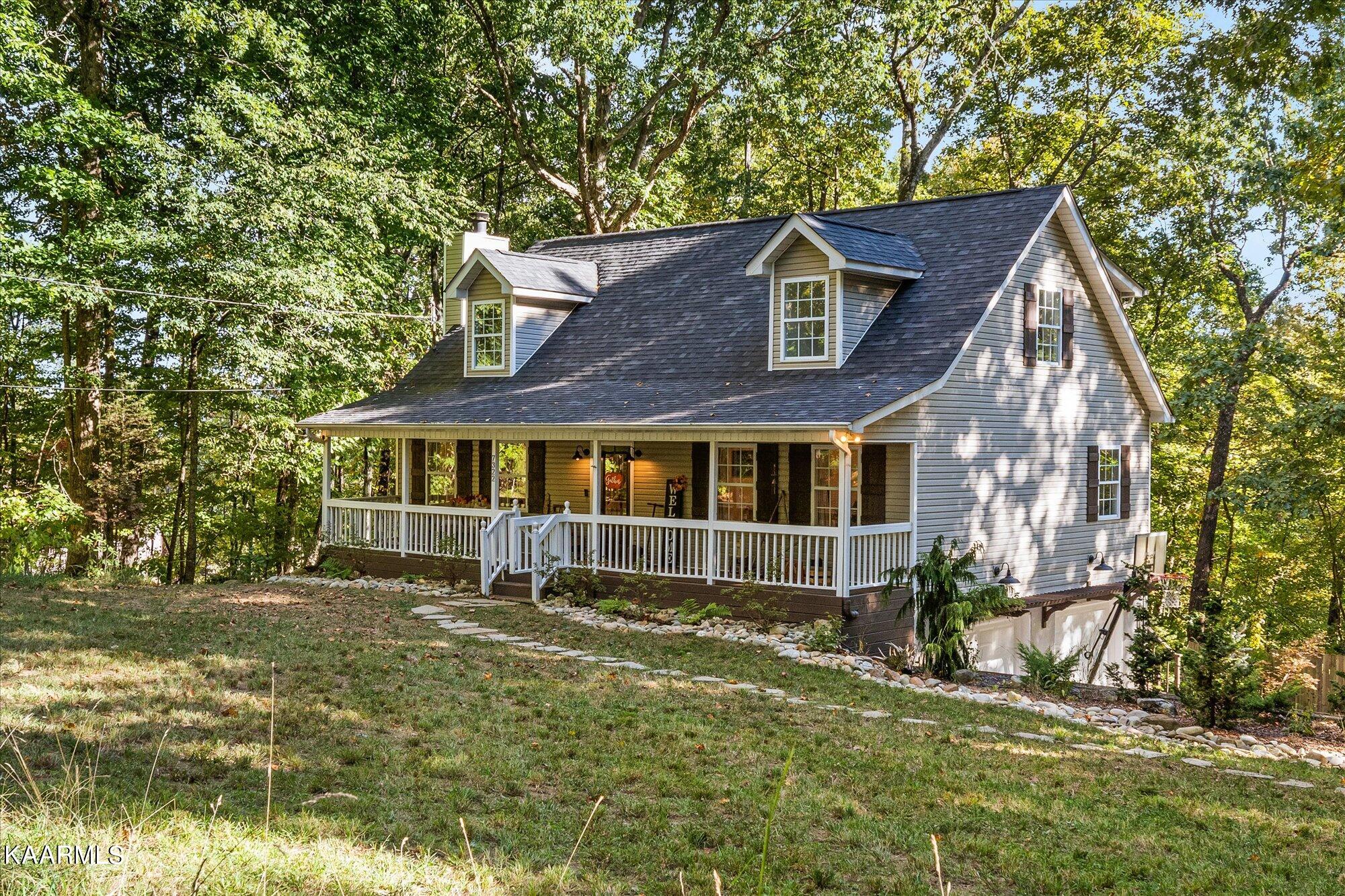 7322 Harvey Henry Road Corryton, TN 37721 - Photo 3 of 31 03-7322-Harvey-Henry-Rd-Corryton-TN-3