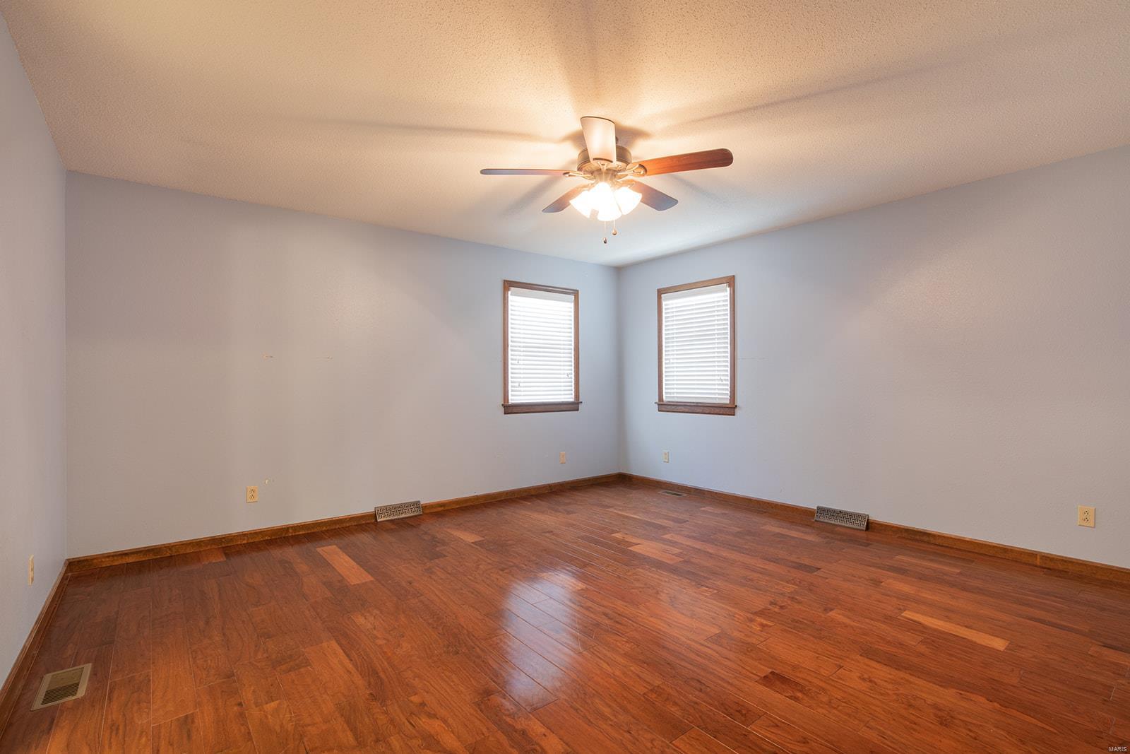 34686 Gun Club Road Brighton, IL 62012 - Photo 52 of 63