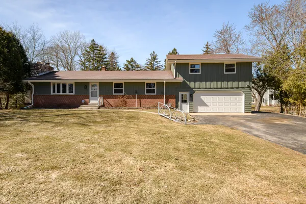 $599,900 | 745 North Green Bay Road, Grafton, WI 53024