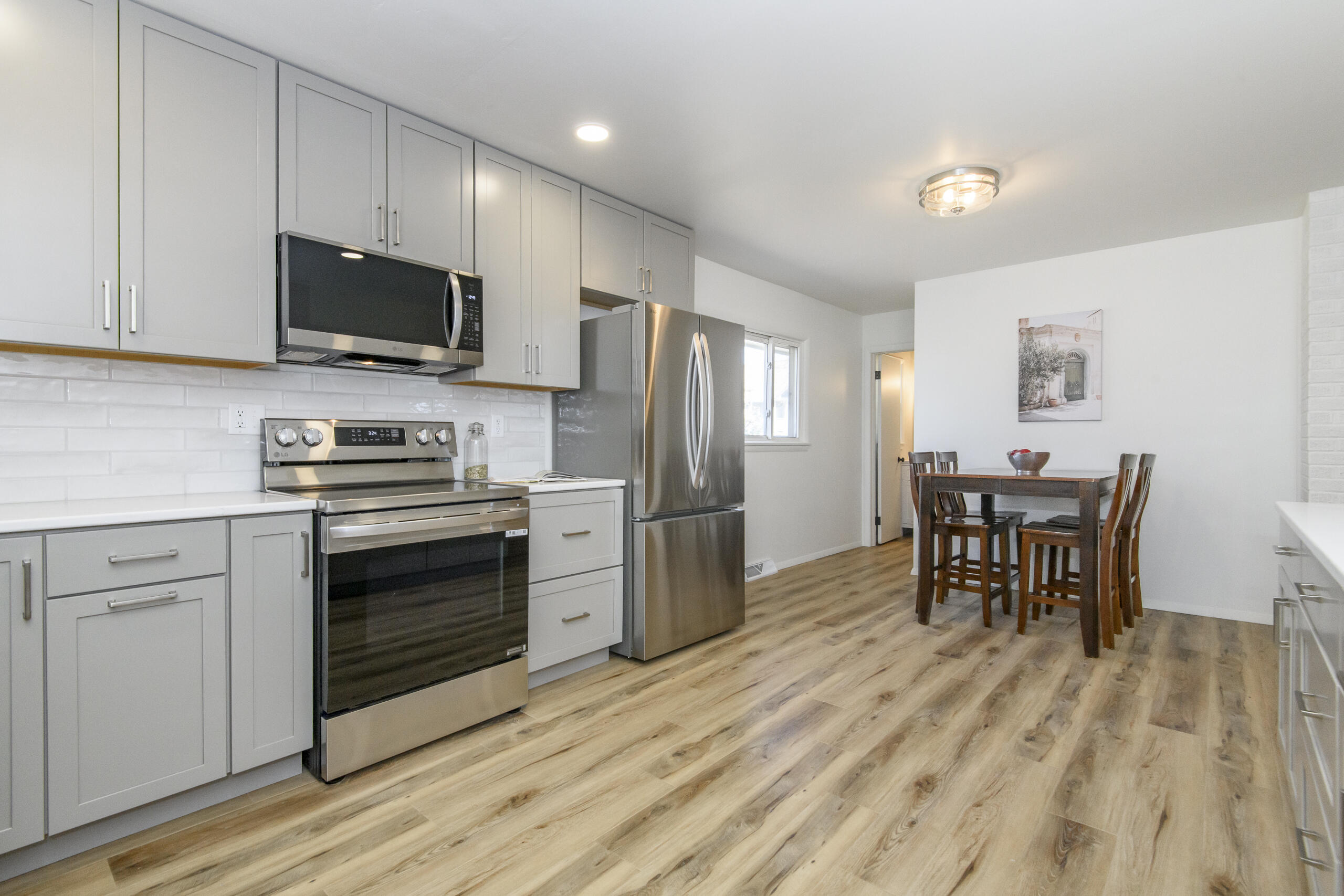 745 North Green Bay Road Grafton, WI 53024 - Photo 11 of 44 745 N Green Bay-19