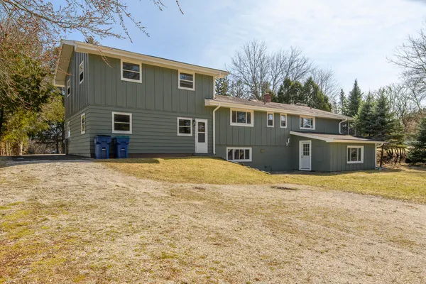 $584,900 | 745 North Green Bay Road, Grafton, WI 53024