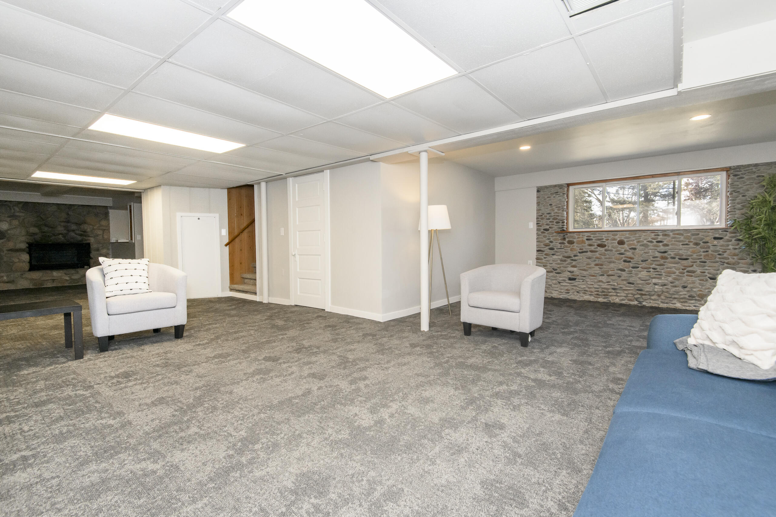 745 North Green Bay Road Grafton, WI 53024 - Photo 25 of 44 745 N Green Bay-40