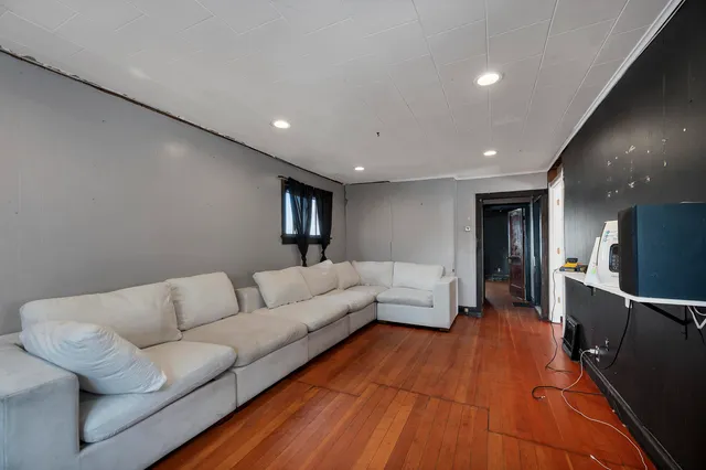 $390,000 | 1327 Doty Street, Green Bay, WI 54301