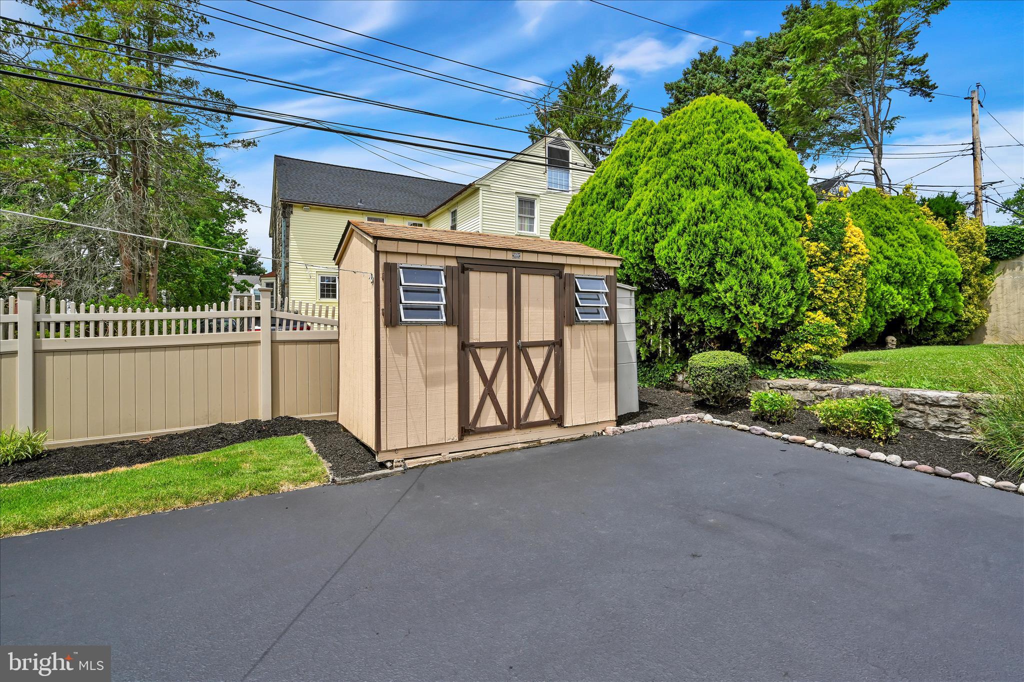 526 Argyle Road Drexel Hill, PA 19026 - Photo 36 of 42 Shed