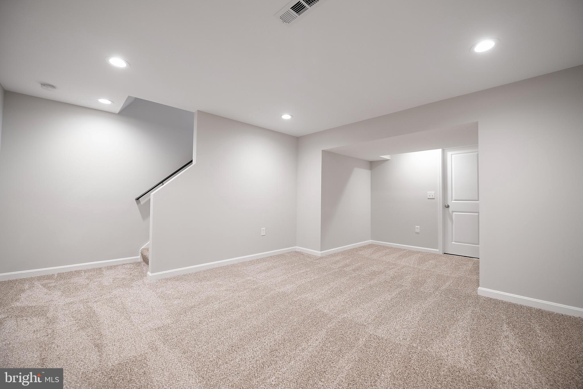 4046 Rustico Road Baltimore, MD 21220 - Photo 15 of 24