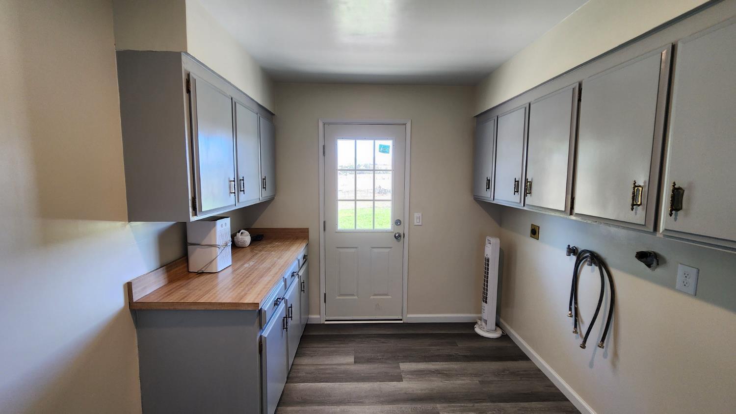 307 Mansfield Road Hollister, CA 95023 - Photo 31 of 47