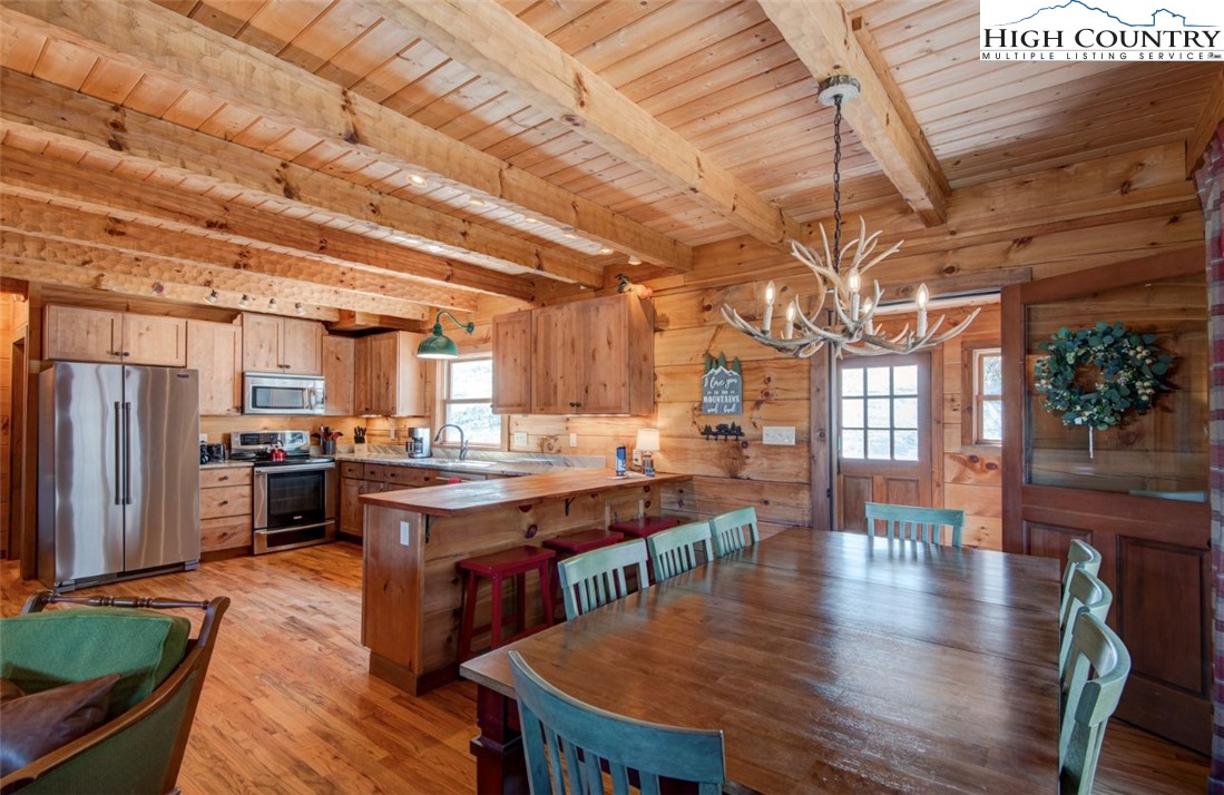 337 Rivers Crest Road Boone, NC 28607 - Photo 11 of 46