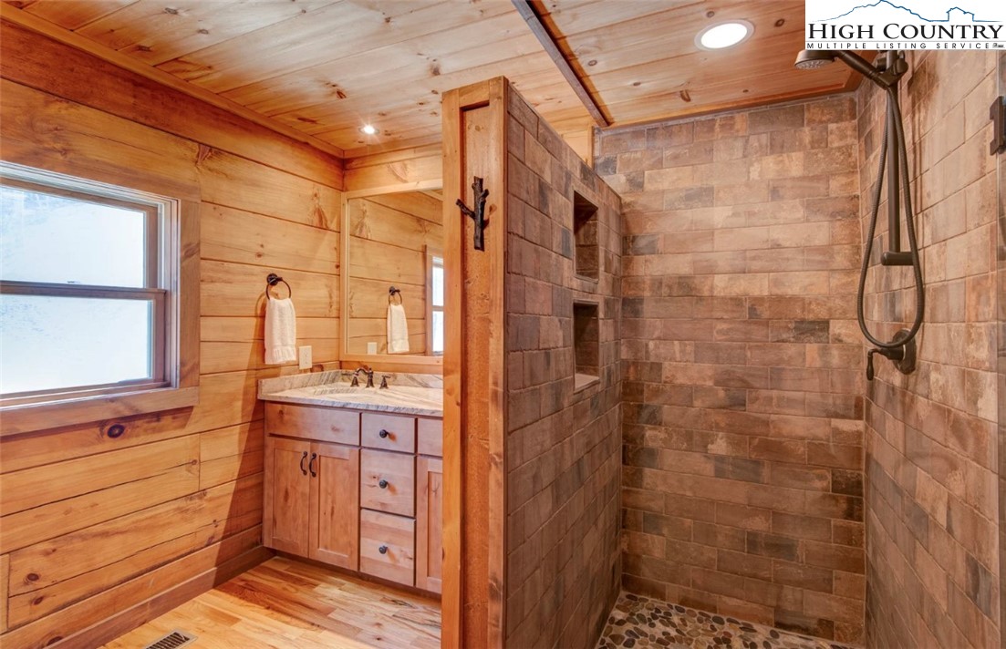 337 Rivers Crest Road Boone, NC 28607 - Photo 24 of 46