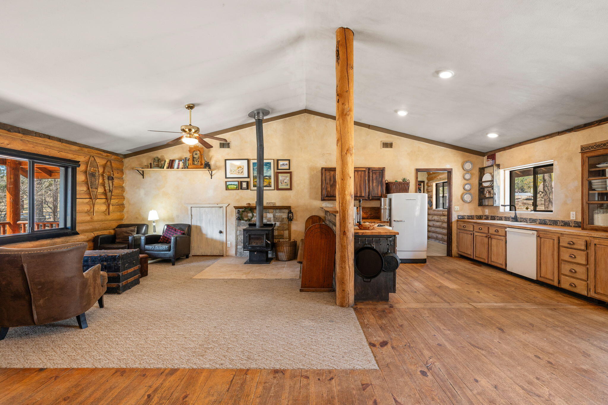 60640 Table Mountain Road Mountain Center, CA 92561 - Photo 10 of 53 49-web-or-mls-8M4A4235