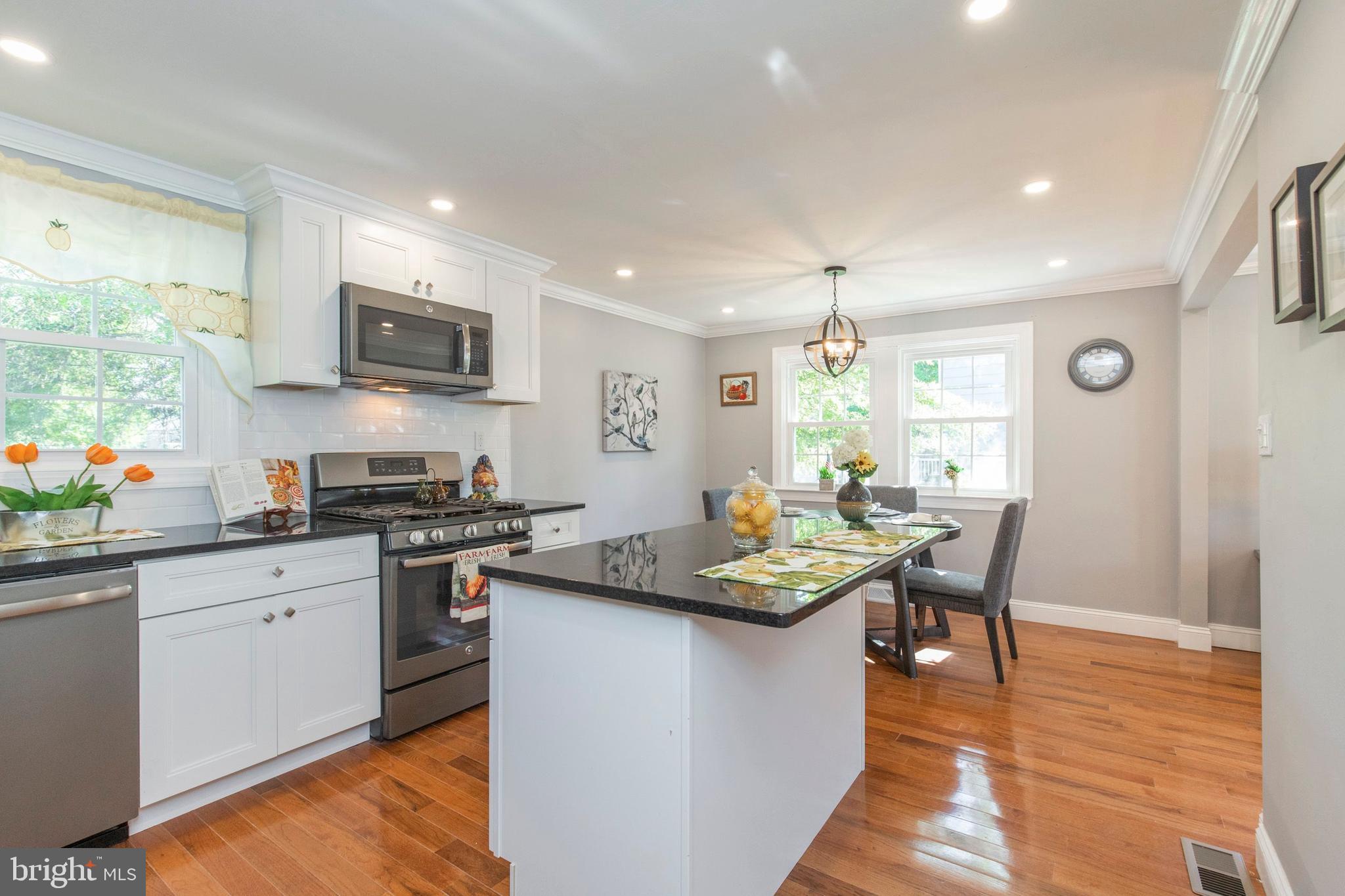 60 Willers Road Aston, PA 19014 - Photo 12 of 35 Kitchen