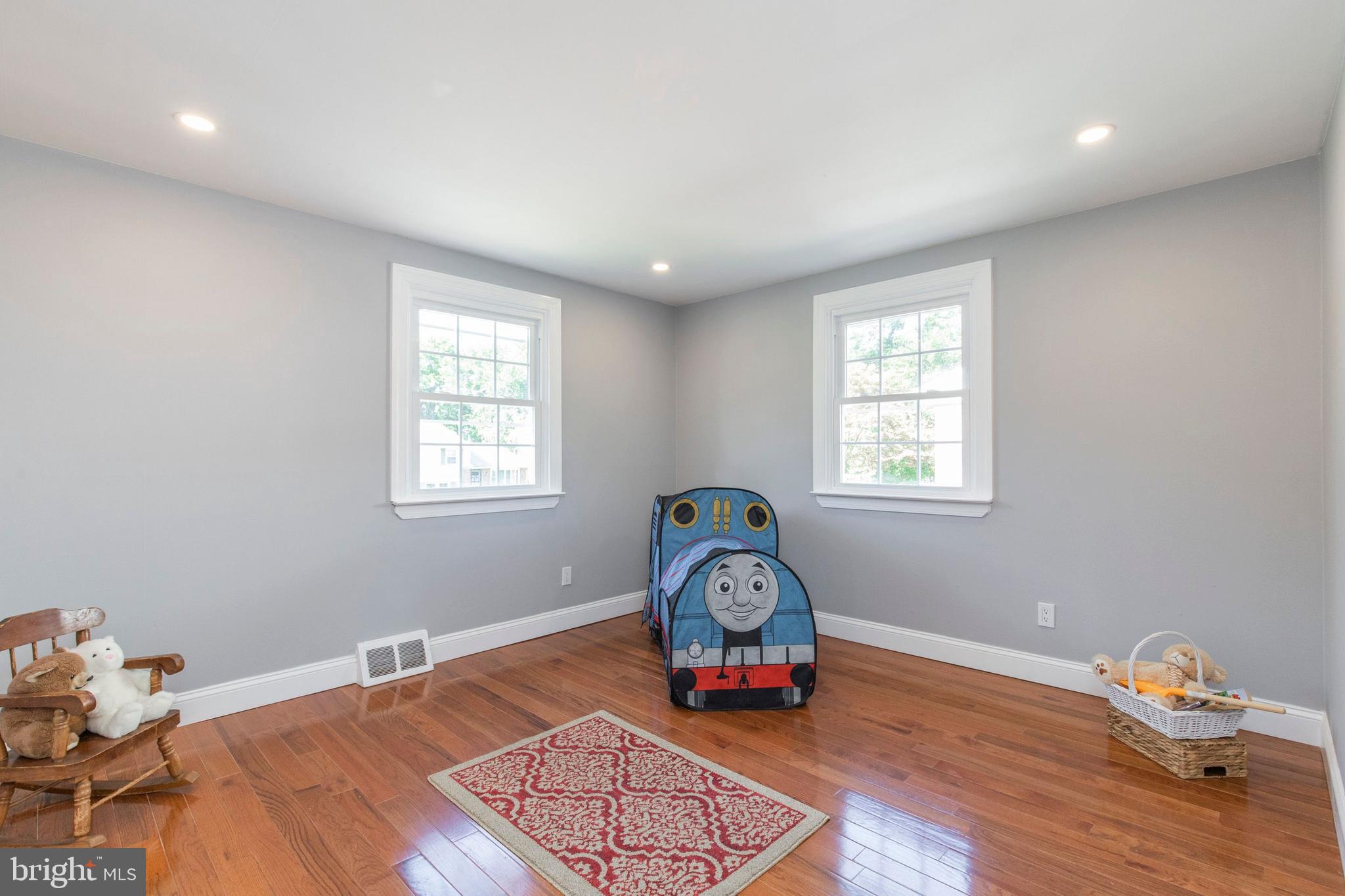 60 Willers Road Aston, PA 19014 - Photo 23 of 35 Bedroom 2
