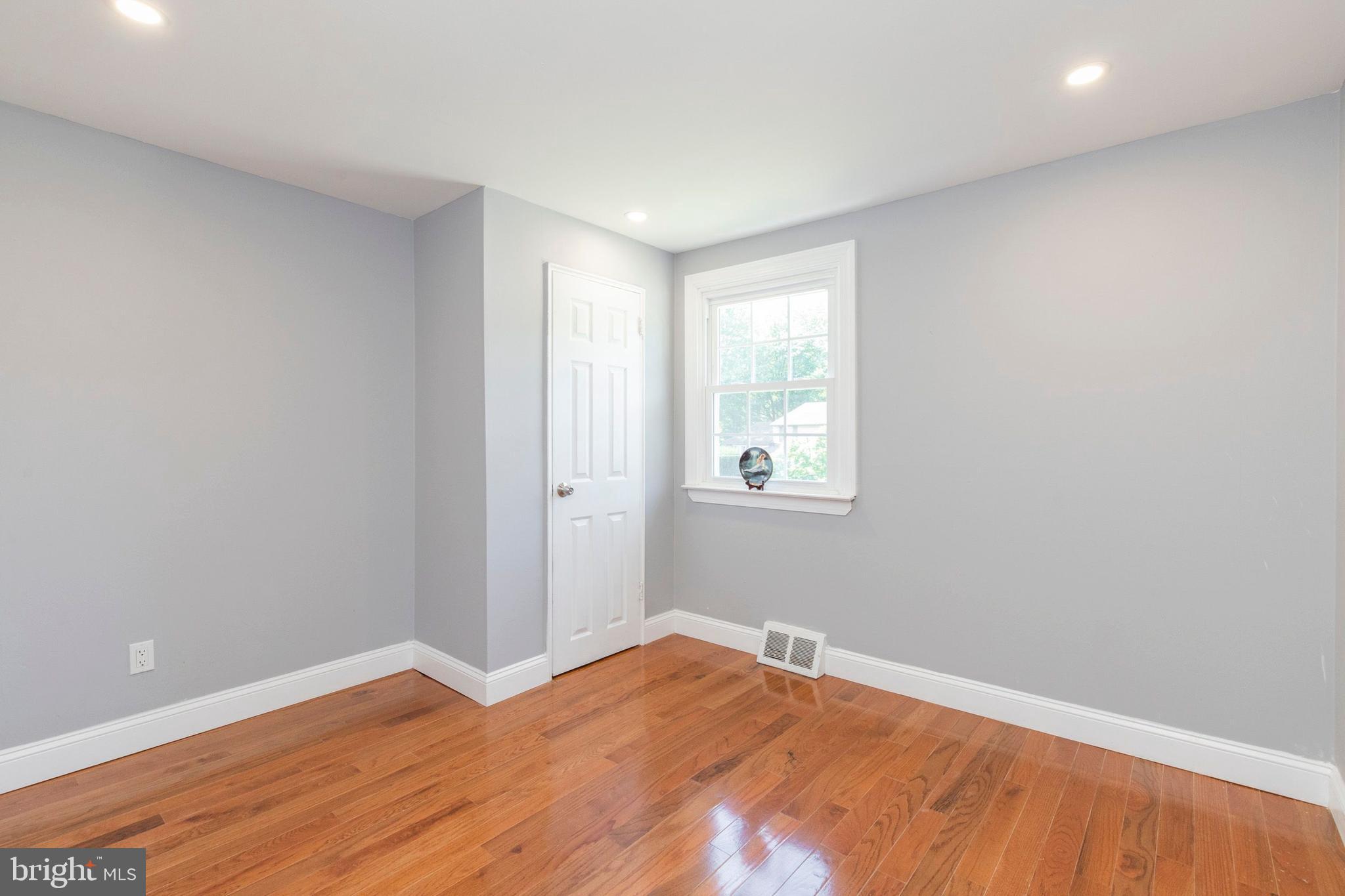 60 Willers Road Aston, PA 19014 - Photo 24 of 35 Bedroom 3