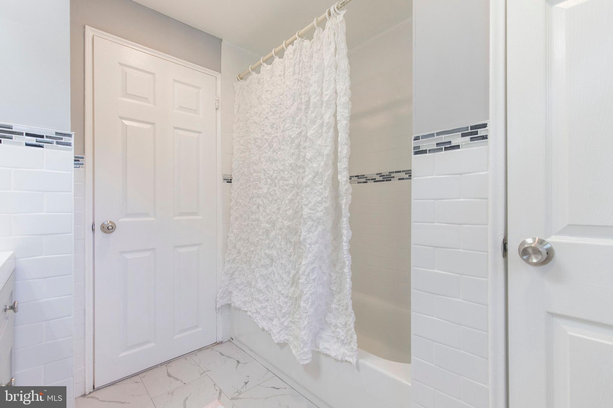 60 Willers Road Aston, PA 19014 - Photo 26 of 35 Bathroom
