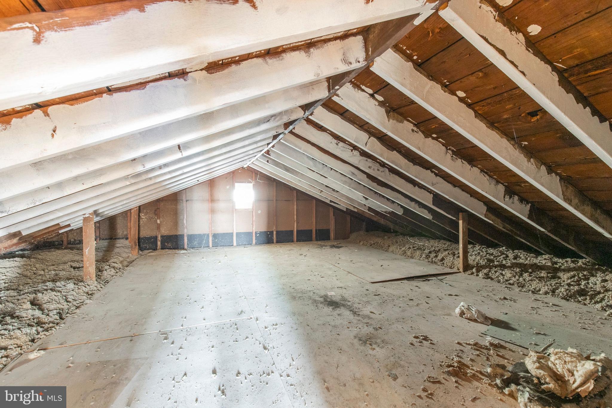 60 Willers Road Aston, PA 19014 - Photo 28 of 35 Walk-up Attic
