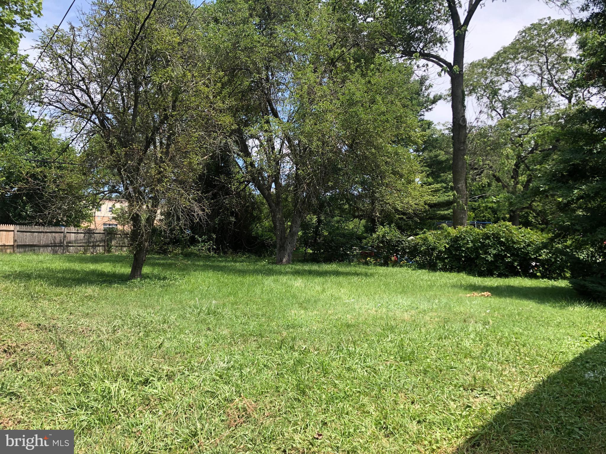 60 Willers Road Aston, PA 19014 - Photo 35 of 35 Back yard