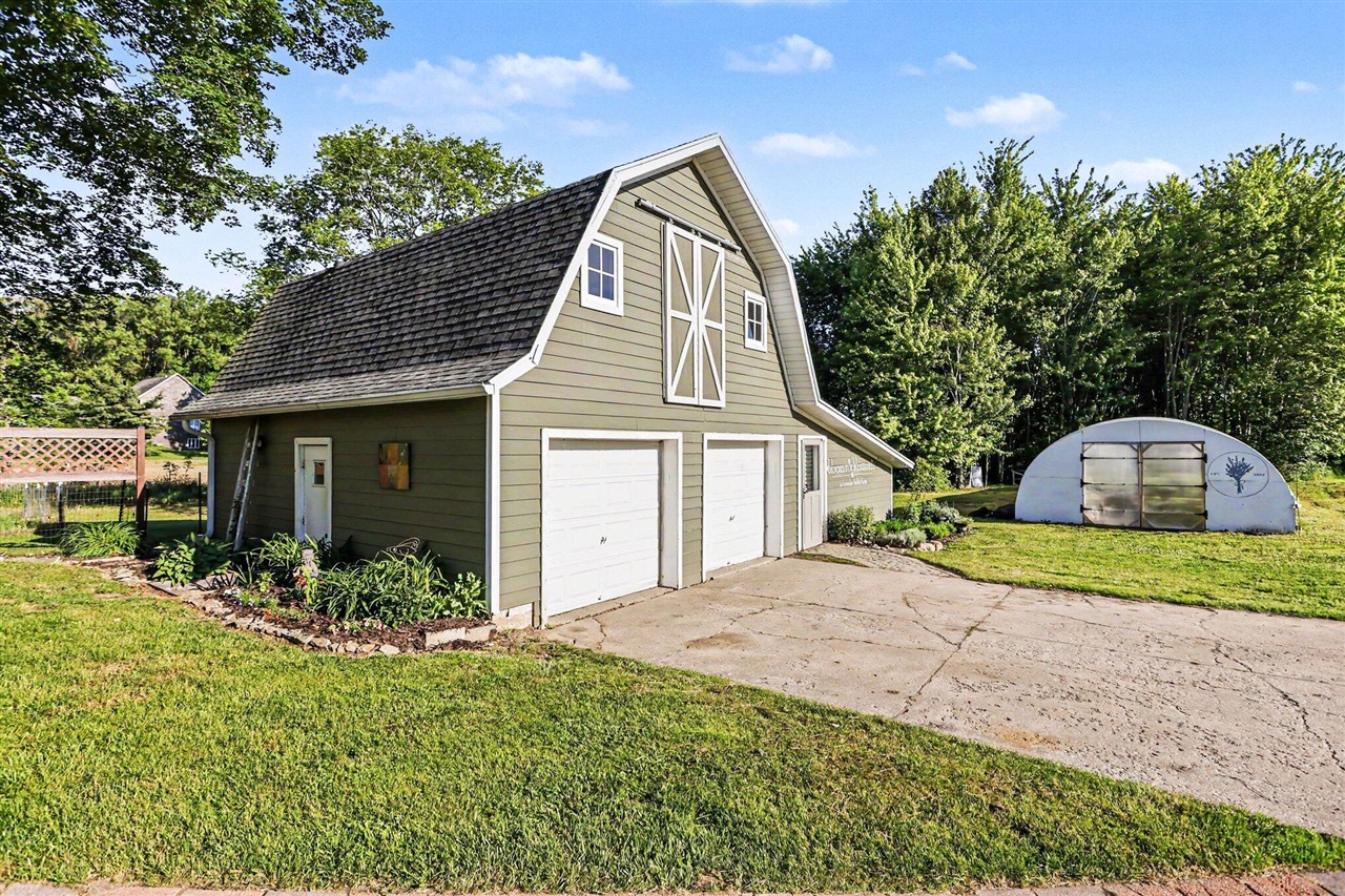 2175 East Hinchman Road Berrien Springs, MI 49103 - Photo 32 of 62