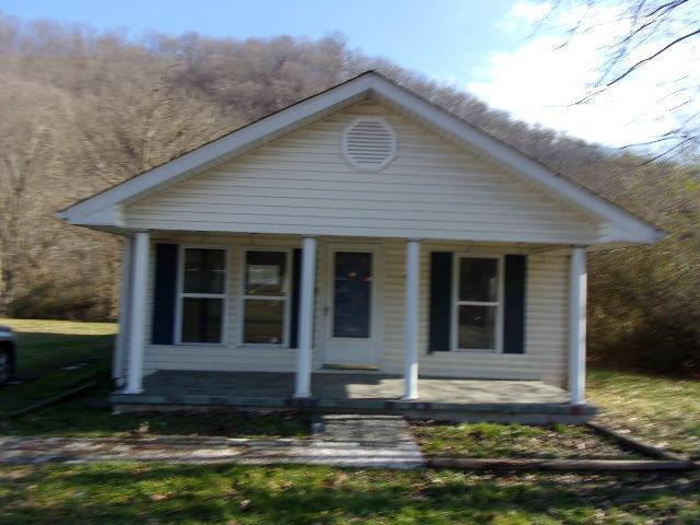 76 Old Dwale School Road Dwale, KY 41621 - Photo 1 of 10 Dwale 1