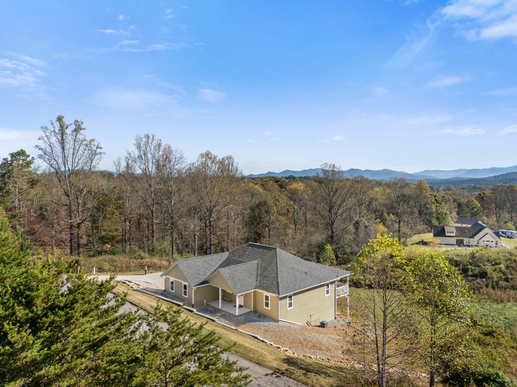 308 Mystic Ridge Blairsville, GA 30512 - Photo 15 of 68