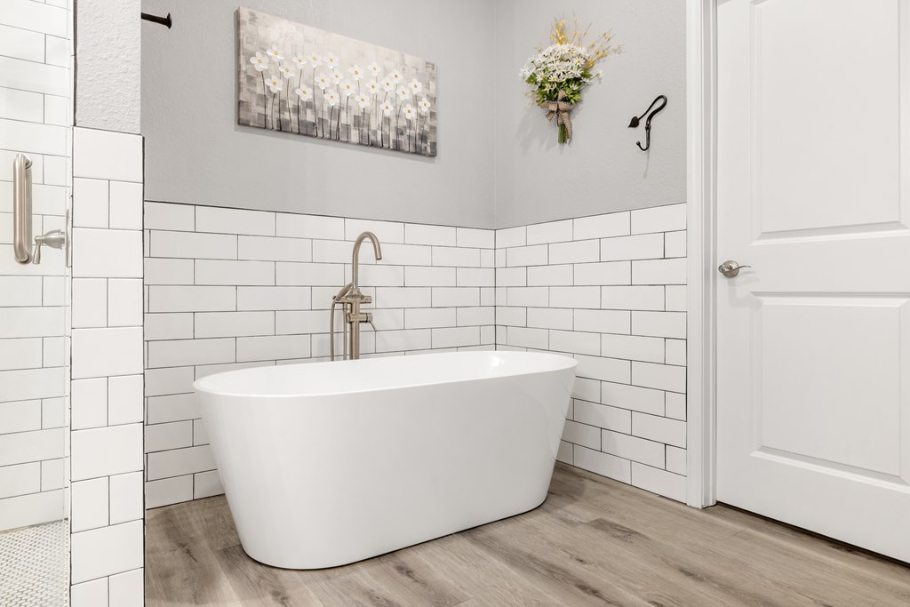 308 Mystic Ridge Blairsville, GA 30512 - Photo 42 of 68 a white bath tub sitting in a bathroom