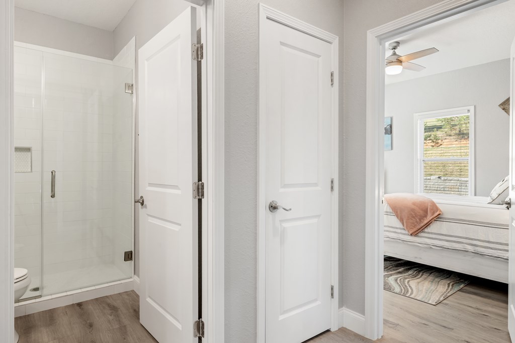 308 Mystic Ridge Blairsville, GA 30512 - Photo 45 of 68 a room that has a bed and a window in it