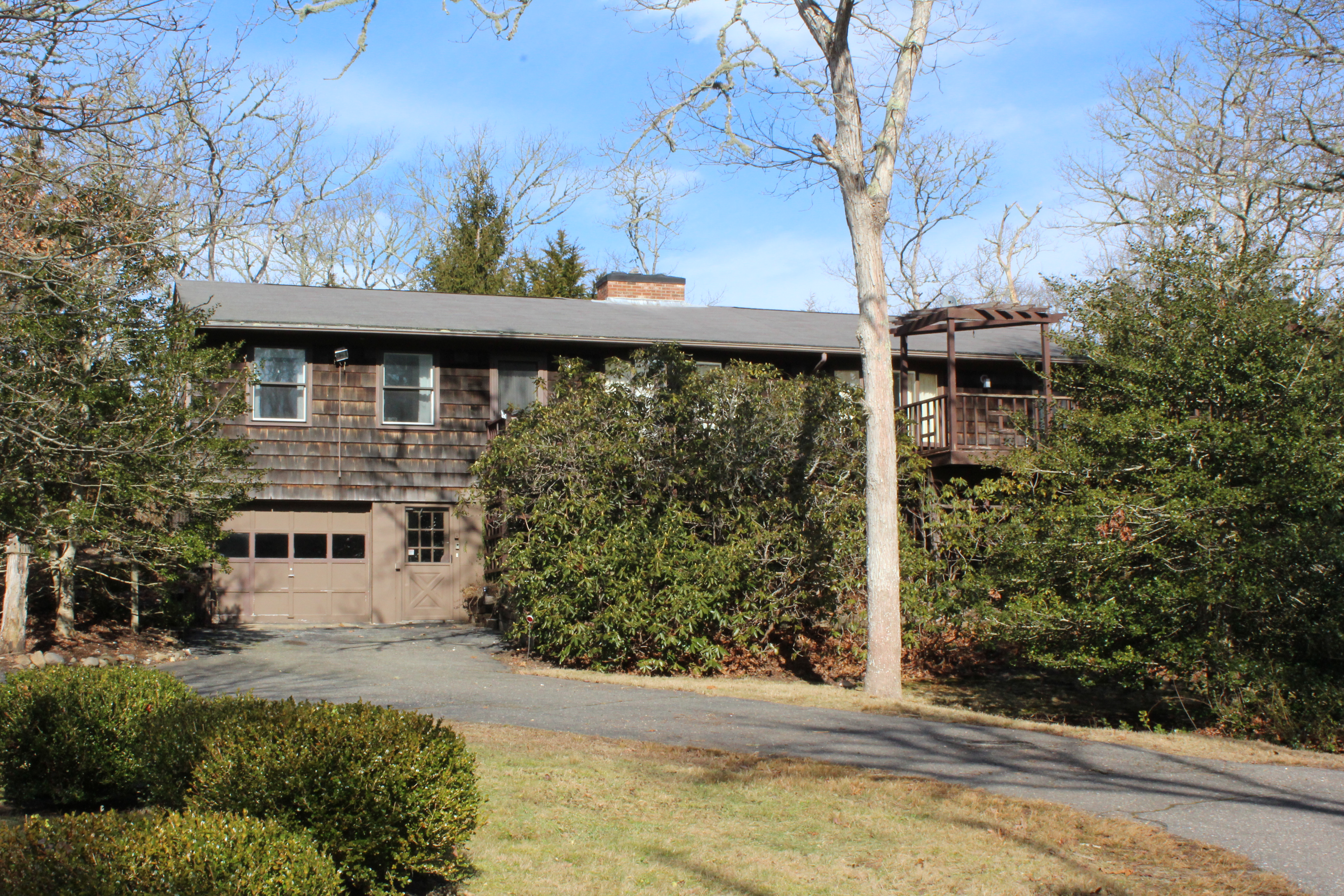 59 Jernegan Pond Road Edgartown, MA 02539 - Photo 9 of 29 Gallery Image 9