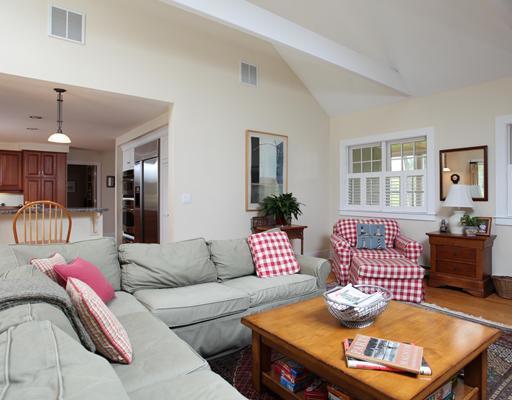 77 Royall Point Road Yarmouth, ME 04096 - Photo 6 of 23 Den/Family/Great Room.