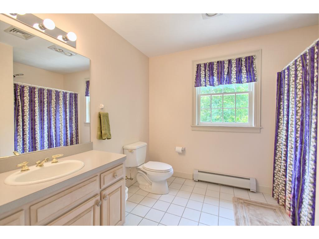 9 Lancaster Road Windham, NH 03087 - Photo 19 of 28