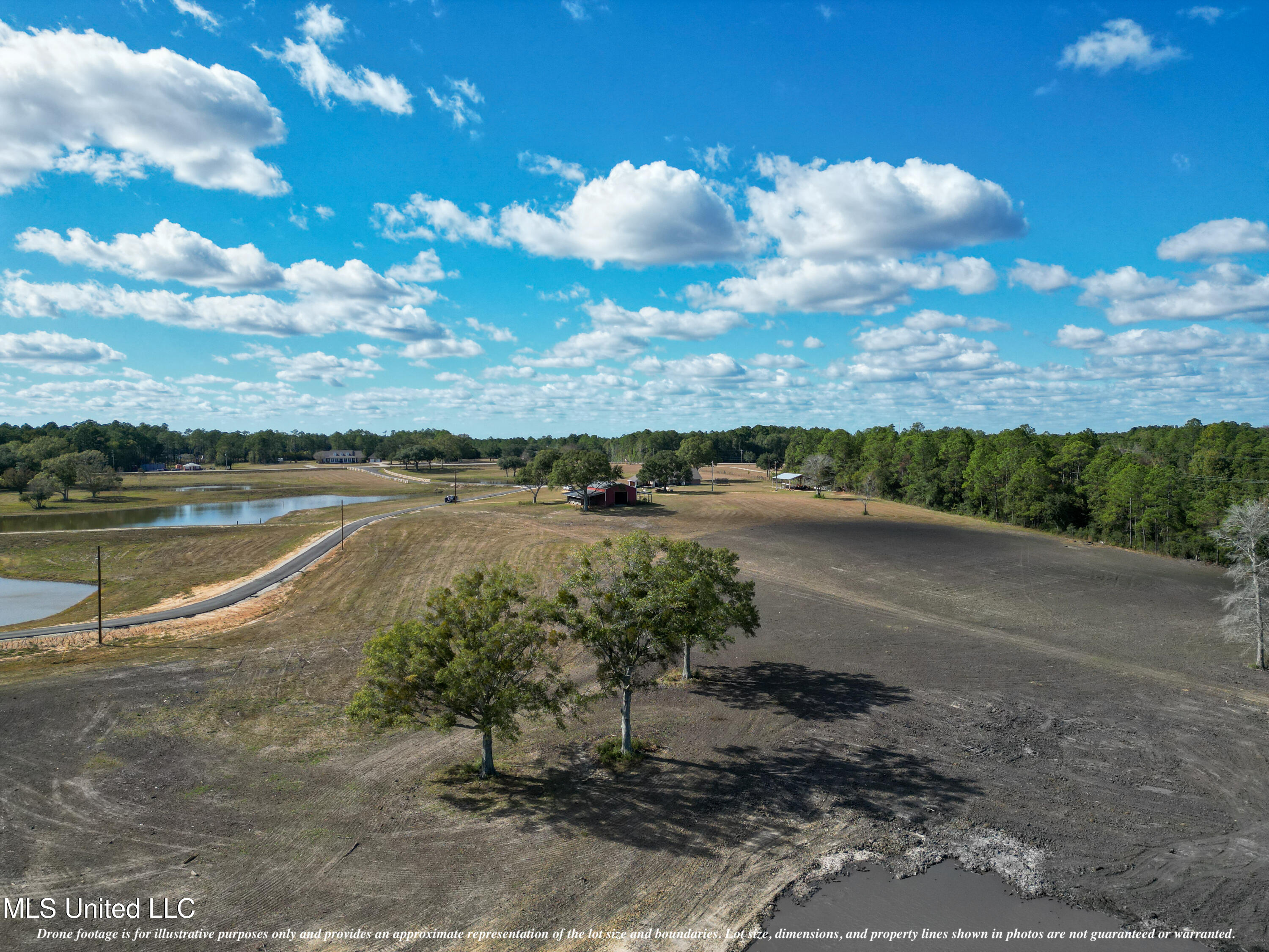 20118 Highway 603 Kiln, MS 39556 - Photo 2 of 7 lot 2 barn